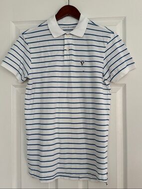 American Eagle polo